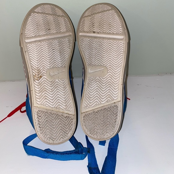 Nike Mids - Picture 9 of 13